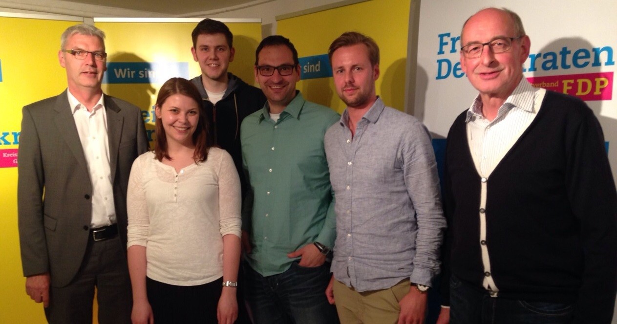 Diskutierten über Gründerkultur: Albrecht Pförnter, Anna Bückmann (beide proWirtschaft GT), Patrick Büker (FDP Rheda-Wiedenbrück), Johannes Elstner (FDP Gütersloh), Alexander Martinschledde (Startup-Unternehmer) und Hermann Ludewig (FDP-Kreisvorsitzender)