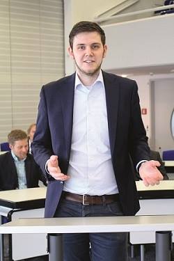 Fraktionsvorsitzender Patrick Büker